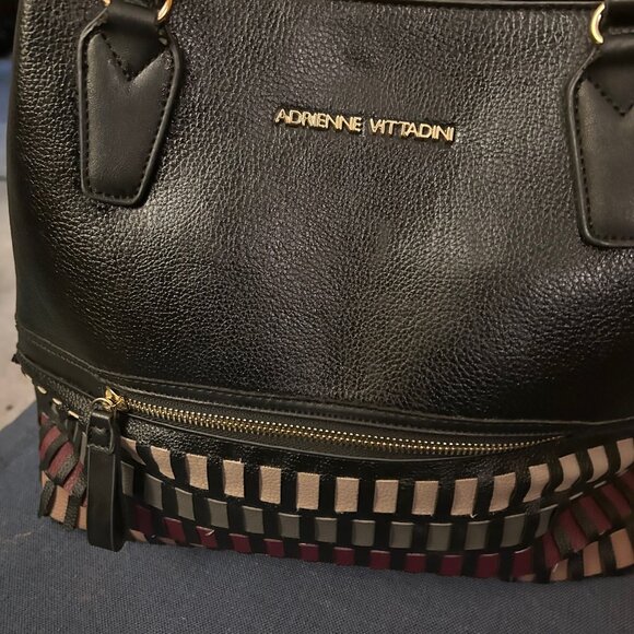 Adrienne Vittadini Black shoulder bag bottom color block design zip front many - Picture 3 of 5